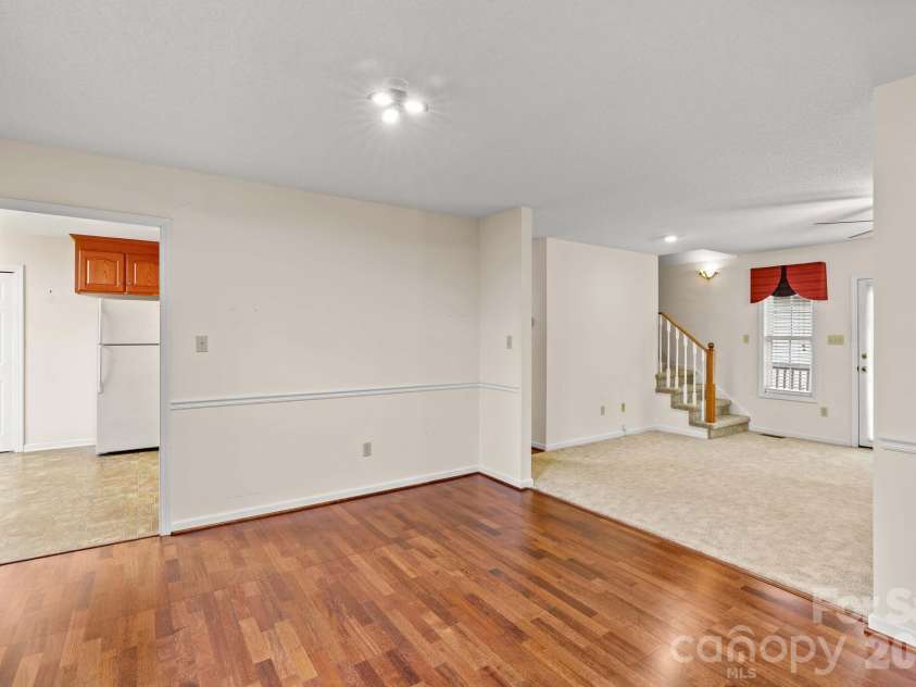 1082 Kingsway Drive, Salisbury, NC 28146.  MLS# CAR4335222, YatesRealty ID 3724. 