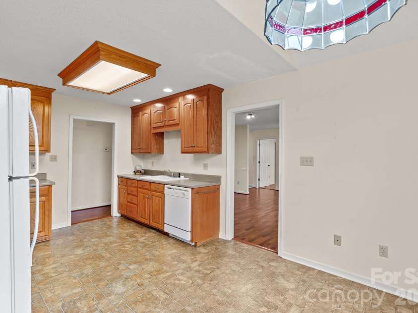 1082 Kingsway Drive, Salisbury, NC 28146.  MLS# CAR4335222, YatesRealty ID 3724. 