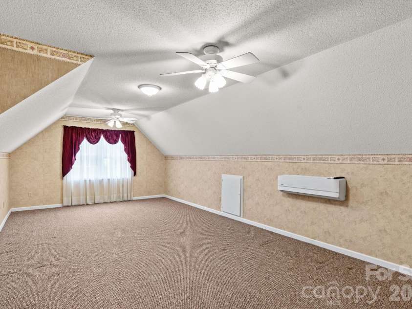 1082 Kingsway Drive, Salisbury, NC 28146.  MLS# CAR4335222, YatesRealty ID 3724. 