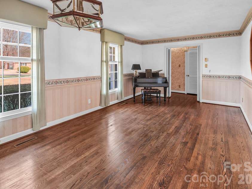 245 Spicewood Lane, Salisbury, NC 28147.  MLS# CAR4338561, YatesRealty ID 3724. 