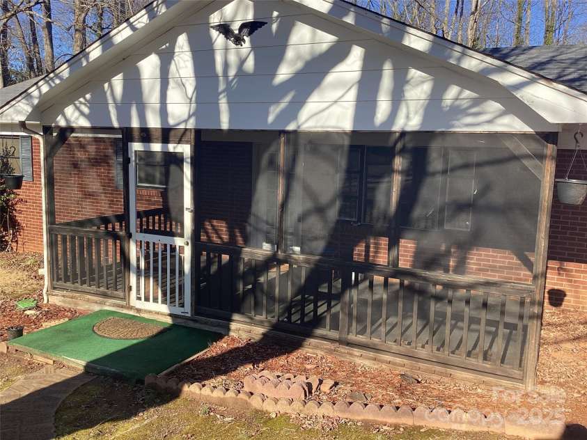 314 Little Street, Lincolnton, NC 28092.  MLS# CAR4222660, YatesRealty ID 3724. 