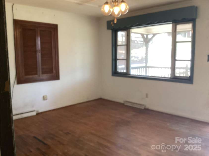 314 Little Street, Lincolnton, NC 28092.  MLS# CAR4222660, YatesRealty ID 3724. 
