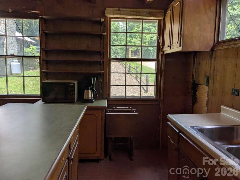 1760 & 1768 Linville Avenue, Morganton, NC 28655.  MLS# CAR4397908, YatesRealty ID 37240. 