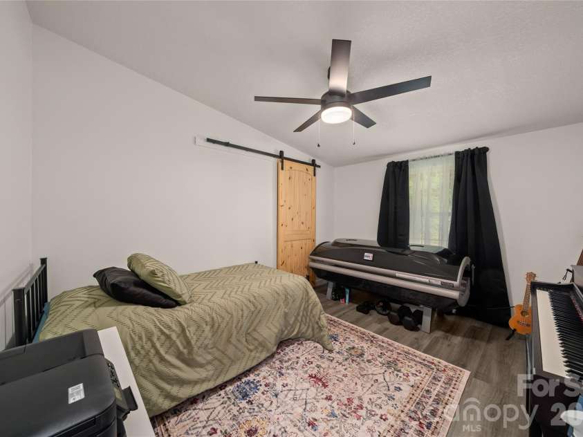 7 Wid Smith Road, Burnsville, NC 28714.  MLS# CAR4402087, YatesRealty ID 37241. Guest Room #1