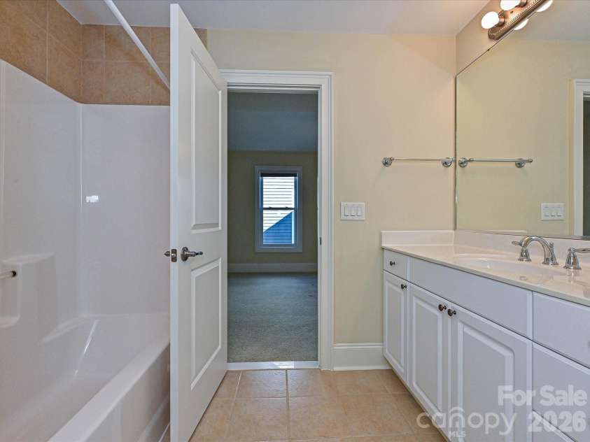 21816 Chapel Way, Cornelius, NC 28031.  MLS# CAR4400108, YatesRealty ID 37244. Jack and Jill bathroom