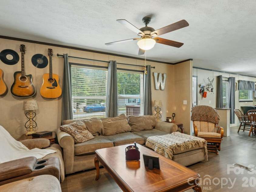 3443 Meldonna Drive, Maiden, NC 28650.  MLS# CAR4397018, YatesRealty ID 37245. 