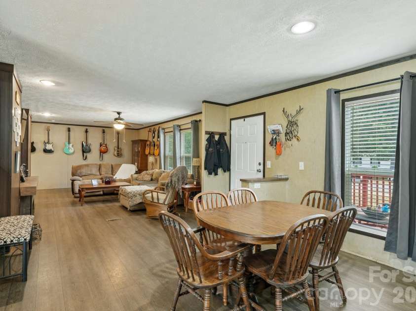 3443 Meldonna Drive, Maiden, NC 28650.  MLS# CAR4397018, YatesRealty ID 37245. 