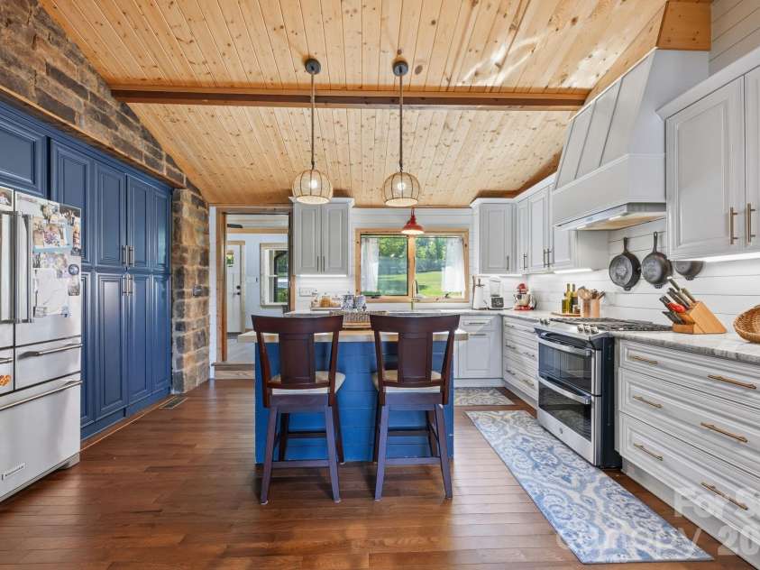 1367 Roundstone Road, Sherrills Ford, NC 28673.  MLS# CAR4401103, YatesRealty ID 37246. 
