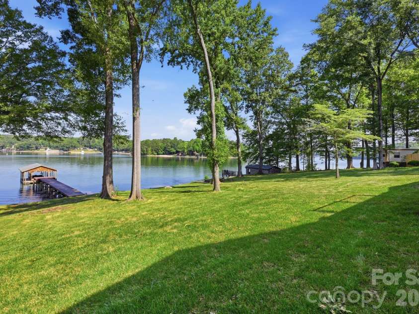1367 Roundstone Road, Sherrills Ford, NC 28673.  MLS# CAR4401103, YatesRealty ID 37246. 