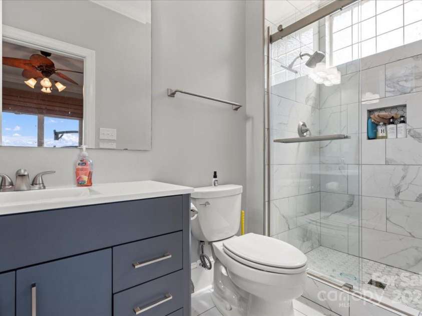 2429 Singleton Point, Liberty Hill, SC 29074.  MLS# CAR4297932, YatesRealty ID 3725. 