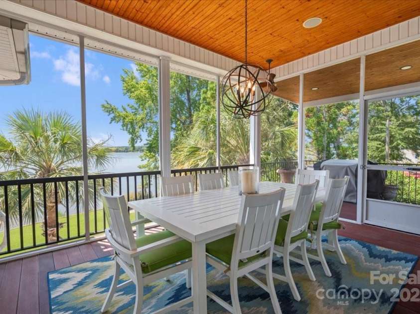 2429 Singleton Point, Liberty Hill, SC 29074.  MLS# CAR4297932, YatesRealty ID 3725. 