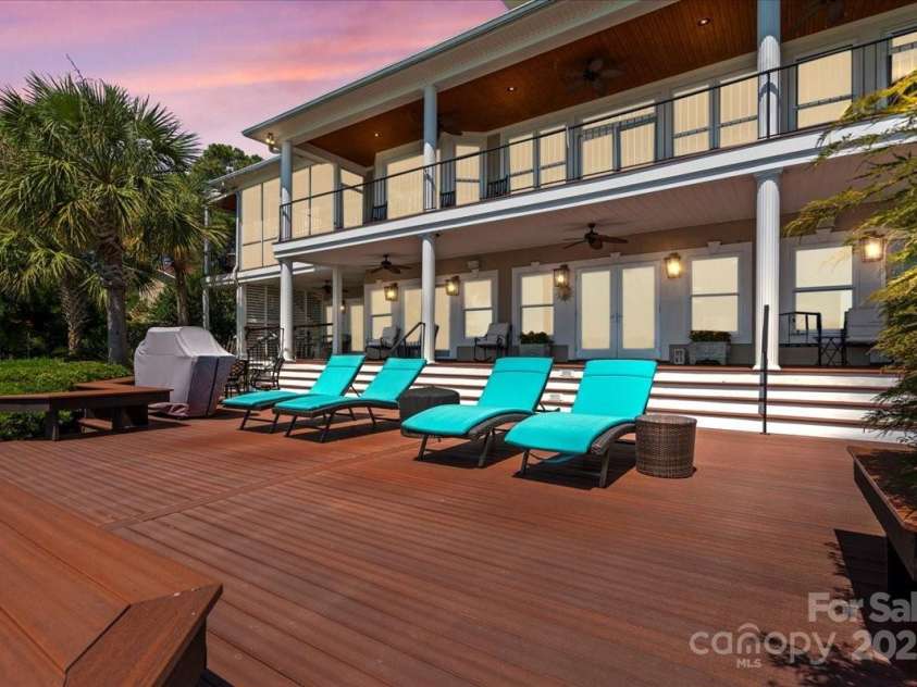 2429 Singleton Point, Liberty Hill, SC 29074.  MLS# CAR4297932, YatesRealty ID 3725. 