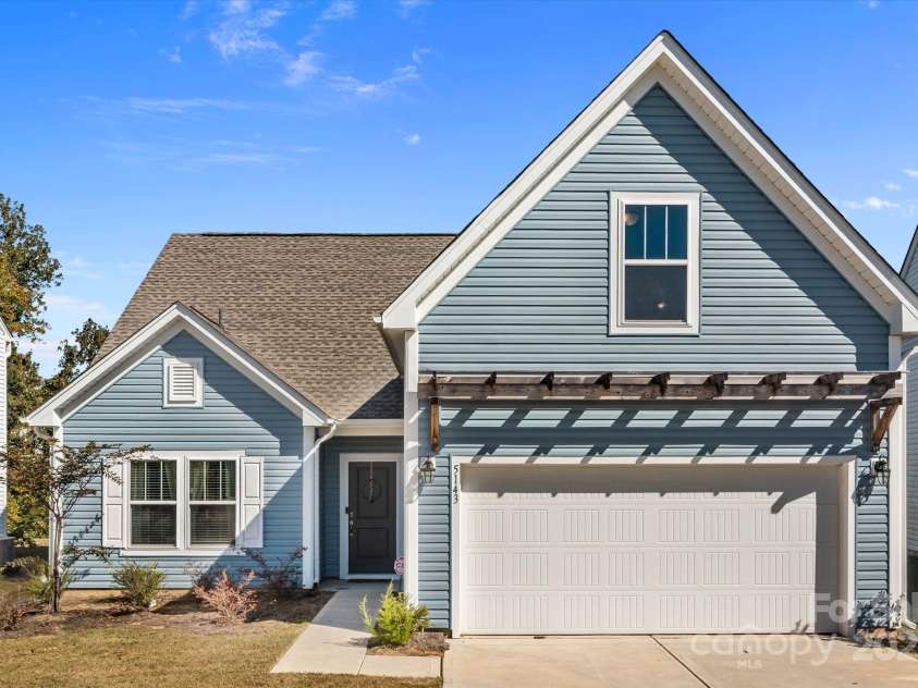 5143 Arbordale Way, Mount Holly, NC 28120.  MLS# CAR4313624, YatesRealty ID 3725. 
