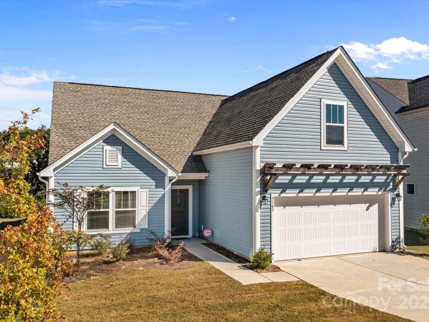 5143 Arbordale Way, Mount Holly, NC 28120.  MLS# CAR4313624, YatesRealty ID 3725. 