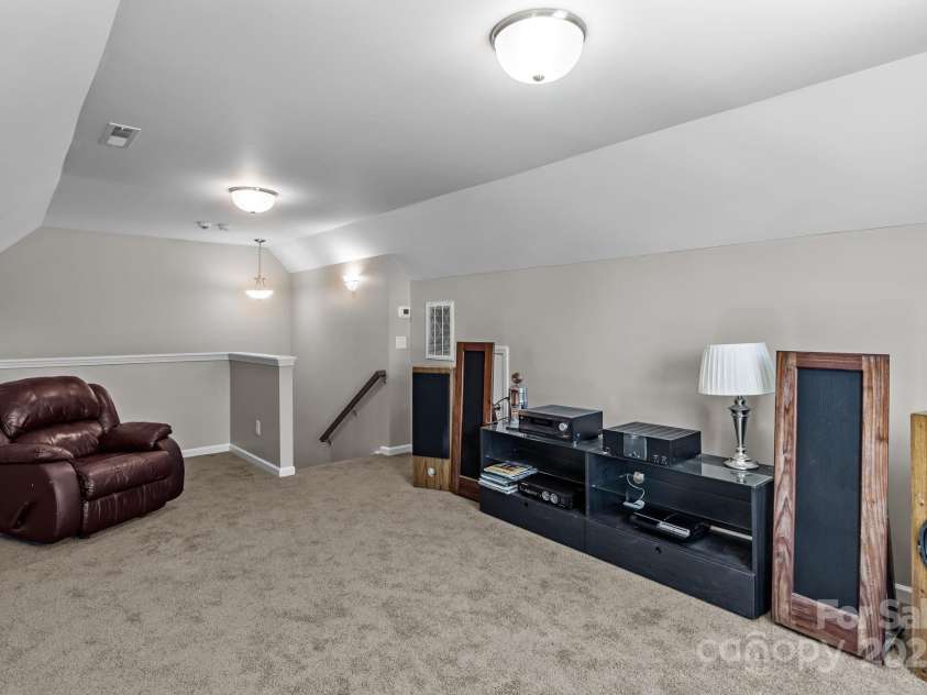 5143 Arbordale Way, Mount Holly, NC 28120.  MLS# CAR4313624, YatesRealty ID 3725. 