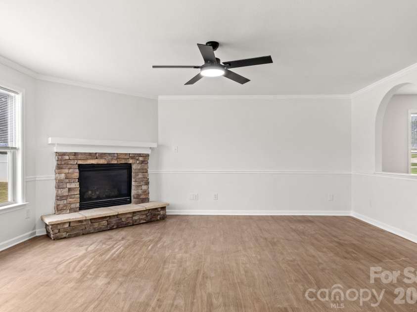 426 Brookhollow Drive, York, SC 29745.  MLS# CAR4391037, YatesRealty ID 37250. 