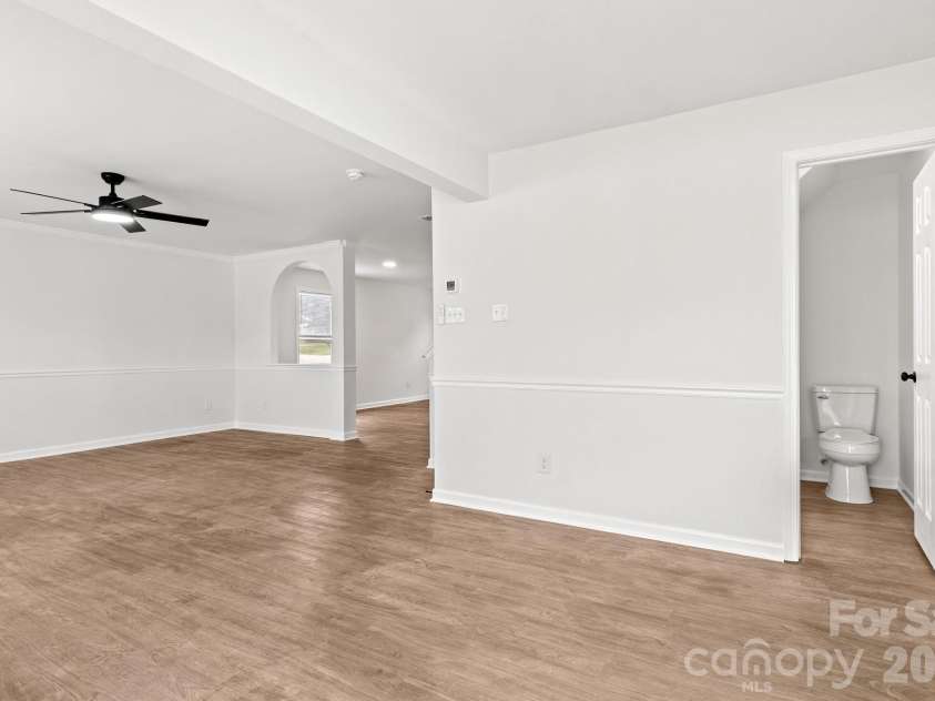 426 Brookhollow Drive, York, SC 29745.  MLS# CAR4391037, YatesRealty ID 37250. 