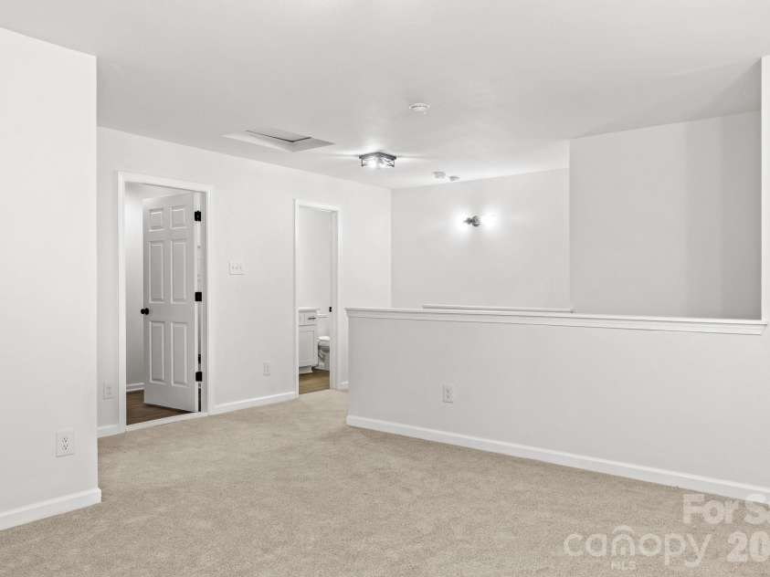 426 Brookhollow Drive, York, SC 29745.  MLS# CAR4391037, YatesRealty ID 37250. 