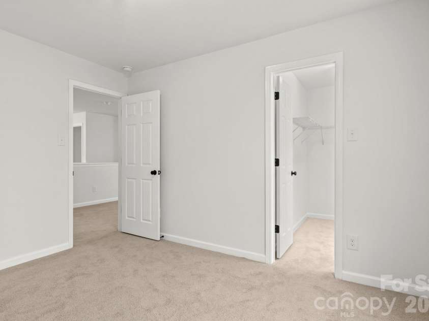 426 Brookhollow Drive, York, SC 29745.  MLS# CAR4391037, YatesRealty ID 37250. 