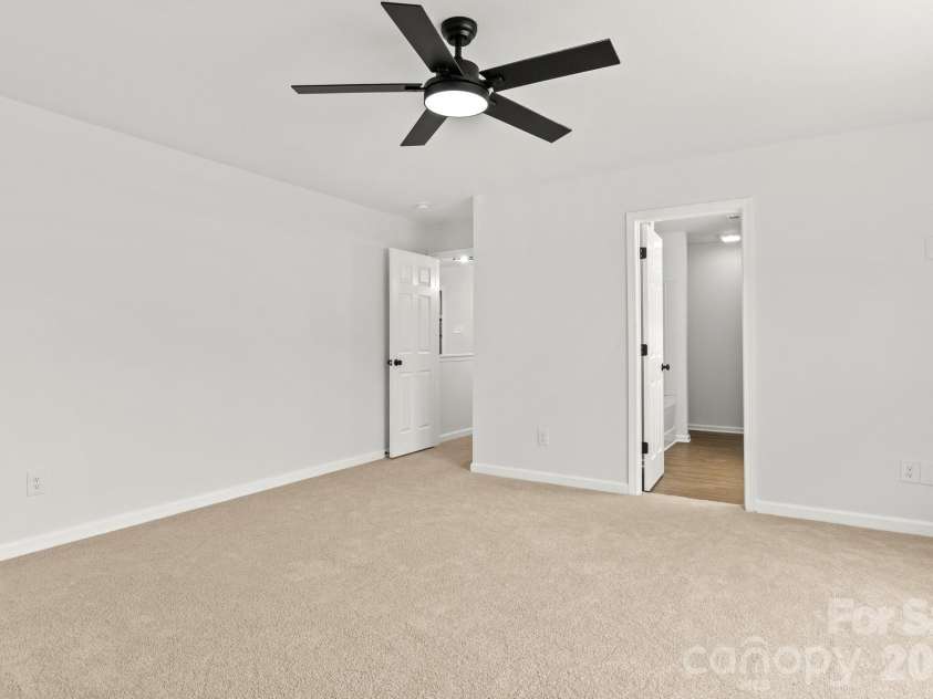 426 Brookhollow Drive, York, SC 29745.  MLS# CAR4391037, YatesRealty ID 37250. 