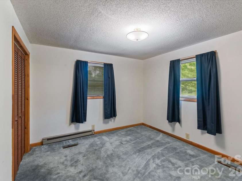 43 Open Valley Road, Marion, NC 28752.  MLS# CAR4404058, YatesRealty ID 37256. 