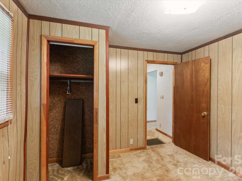 43 Open Valley Road, Marion, NC 28752.  MLS# CAR4404058, YatesRealty ID 37256. 