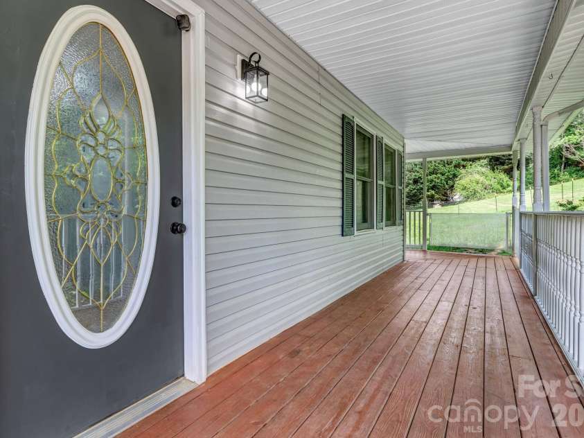 11 Aquarian Way, Leicester, NC 28748.  MLS# CAR4399952, YatesRealty ID 37257. 