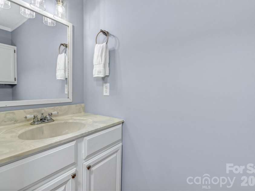 11 Aquarian Way, Leicester, NC 28748.  MLS# CAR4399952, YatesRealty ID 37257. 