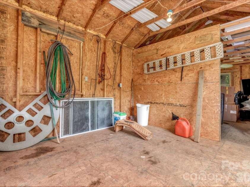11 Aquarian Way, Leicester, NC 28748.  MLS# CAR4399952, YatesRealty ID 37257. 