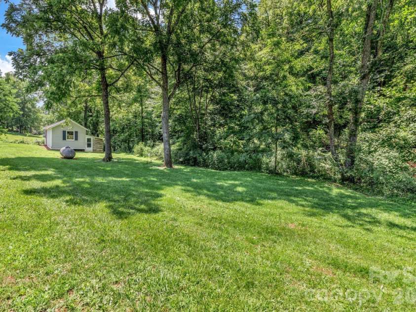 11 Aquarian Way, Leicester, NC 28748.  MLS# CAR4399952, YatesRealty ID 37257. Best yard