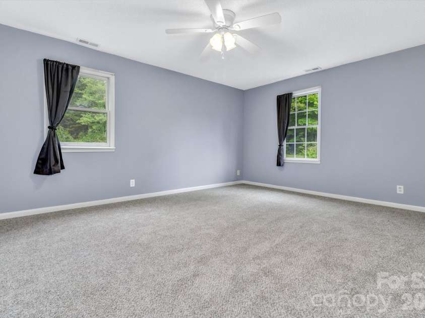 11 Aquarian Way, Leicester, NC 28748.  MLS# CAR4399952, YatesRealty ID 37257. Primary suite