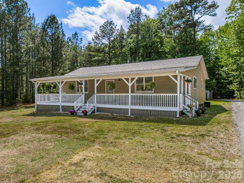 10718 Lancaster Highway, Waxhaw, NC 28173.  MLS# CAR4375827, YatesRealty ID 37258. 
