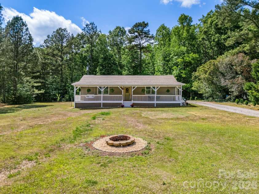 10718 Lancaster Highway, Waxhaw, NC 28173.  MLS# CAR4375827, YatesRealty ID 37258. 