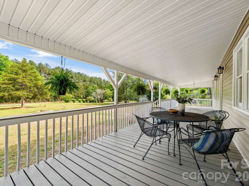 10718 Lancaster Highway, Waxhaw, NC 28173.  MLS# CAR4375827, YatesRealty ID 37258. 