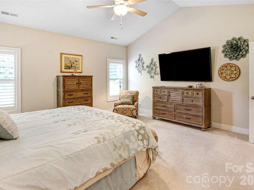 362 Windstone Drive, Fletcher, NC 28732.  MLS# CAR4400258, YatesRealty ID 37259. 