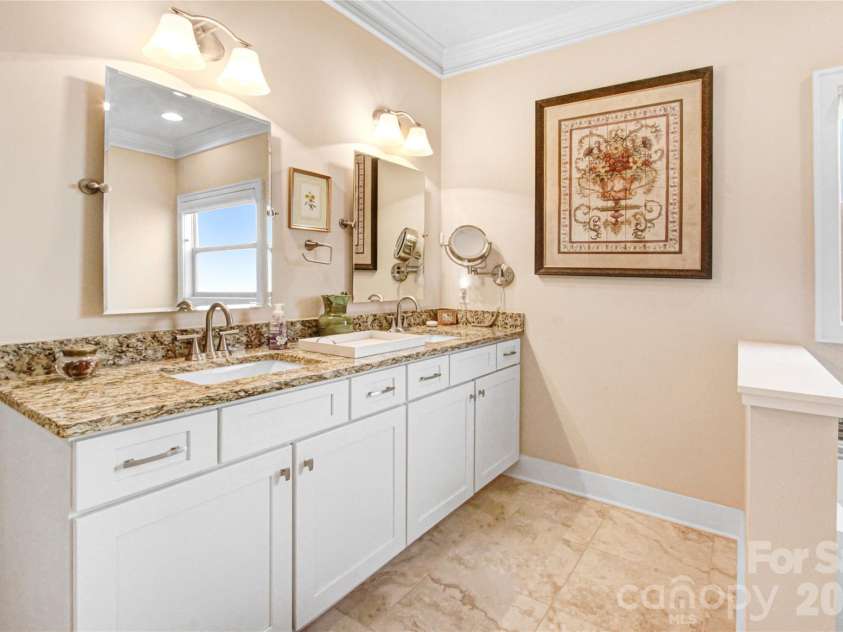 362 Windstone Drive, Fletcher, NC 28732.  MLS# CAR4400258, YatesRealty ID 37259. 