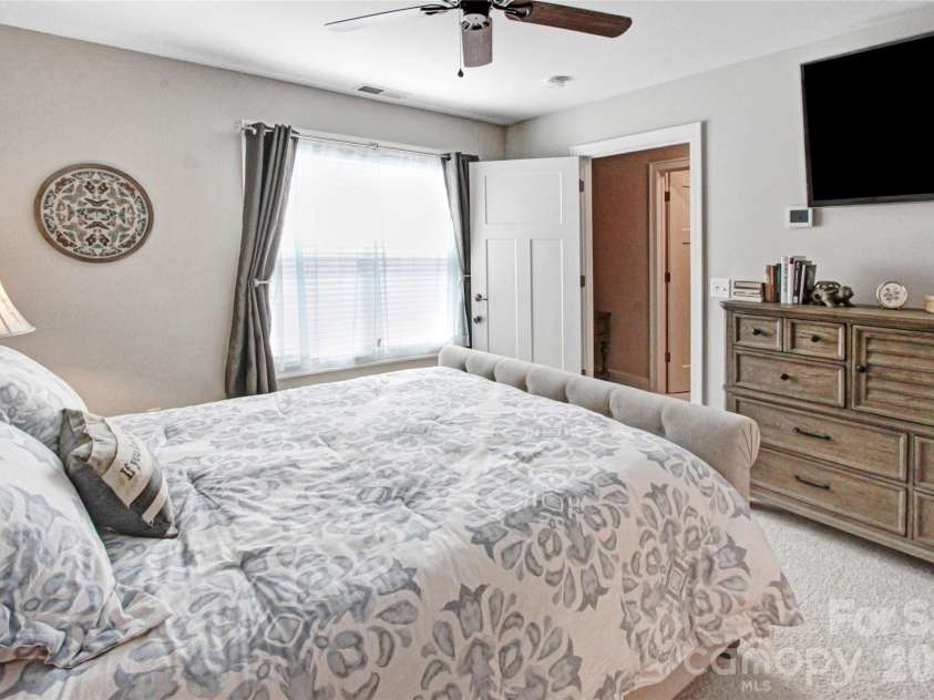 362 Windstone Drive, Fletcher, NC 28732.  MLS# CAR4400258, YatesRealty ID 37259. 