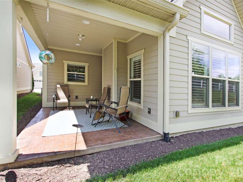362 Windstone Drive, Fletcher, NC 28732.  MLS# CAR4400258, YatesRealty ID 37259. 