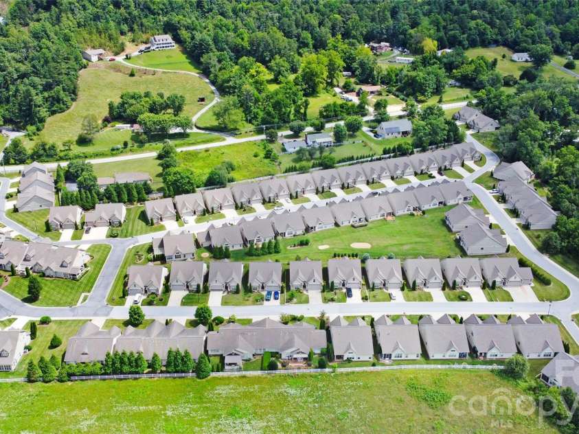 362 Windstone Drive, Fletcher, NC 28732.  MLS# CAR4400258, YatesRealty ID 37259. 