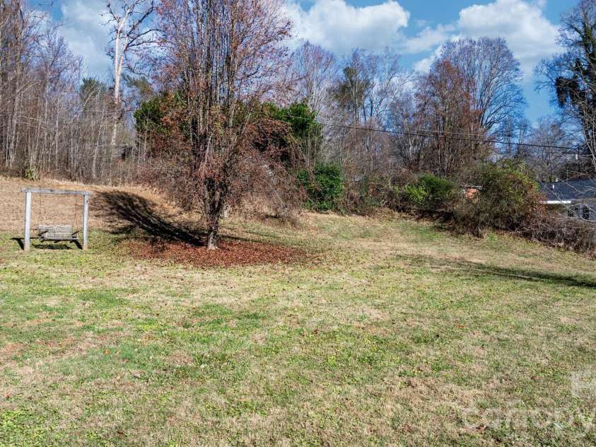 1606 Poplar Street, Lenoir, NC 28645.  MLS# CAR4325750, YatesRealty ID 3726. 