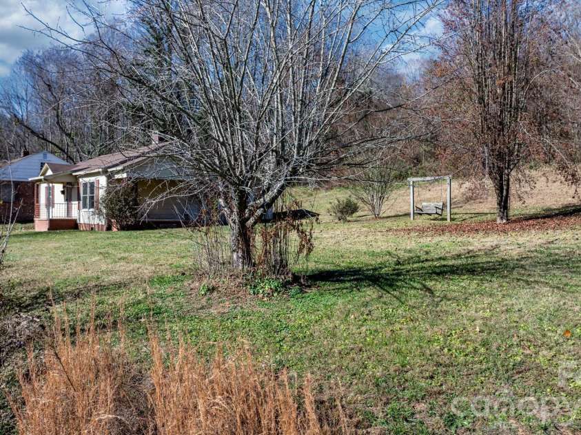 1606 Poplar Street, Lenoir, NC 28645.  MLS# CAR4325750, YatesRealty ID 3726. 