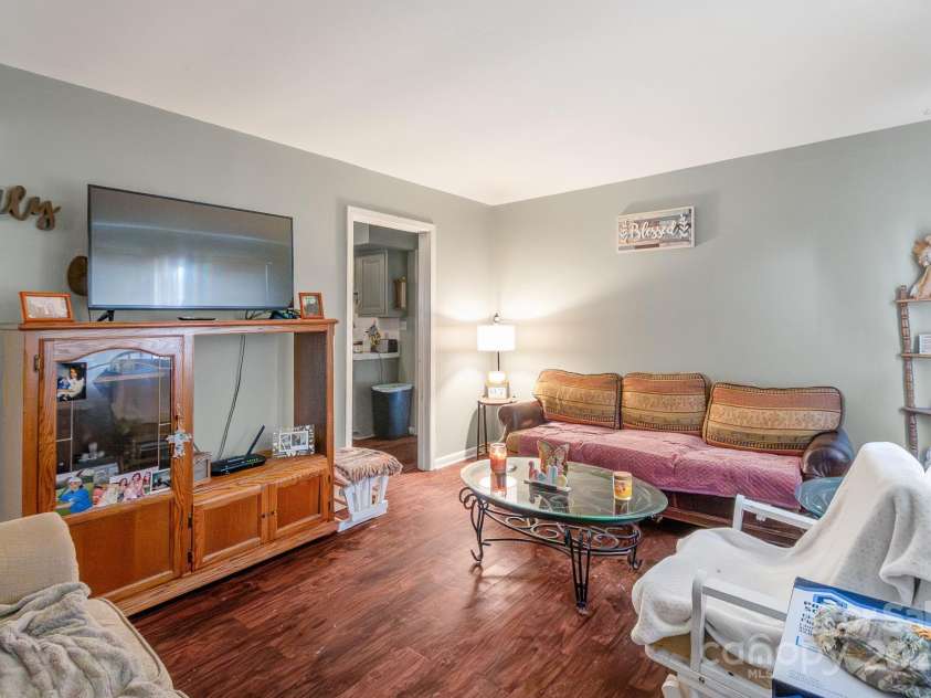 940 End Road, Chester, SC 29706.  MLS# CAR4290564, YatesRealty ID 3726. 