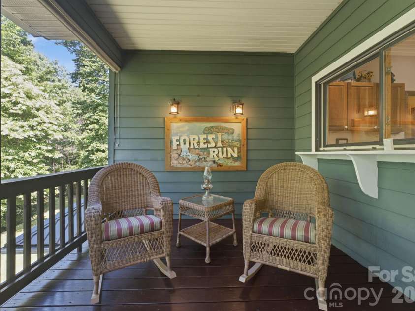 121 Forest Run Rd Forest Run Road, Whittier, NC 28789.  MLS# CAR4402161, YatesRealty ID 37261. 