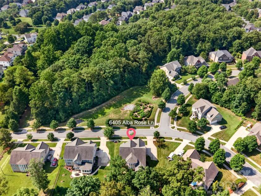 6405 Alba Rose Lane, Huntersville, NC 28078.  MLS# CAR4397325, YatesRealty ID 37262. 