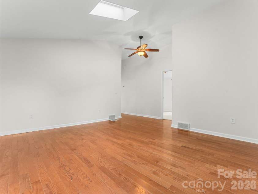 1705 Willow Road, Hendersonville, NC 28739.  MLS# CAR4399528, YatesRealty ID 37264. 