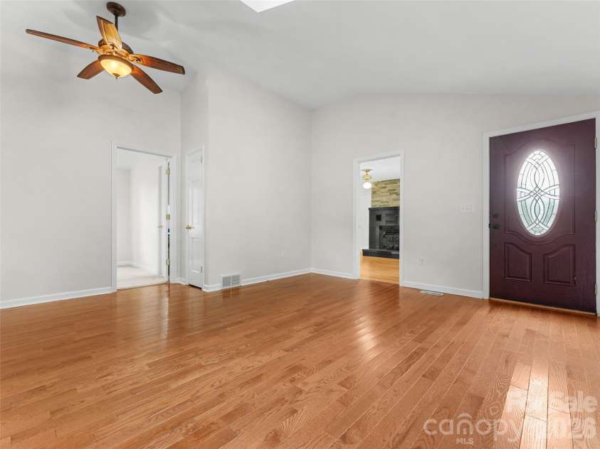 1705 Willow Road, Hendersonville, NC 28739.  MLS# CAR4399528, YatesRealty ID 37264. 