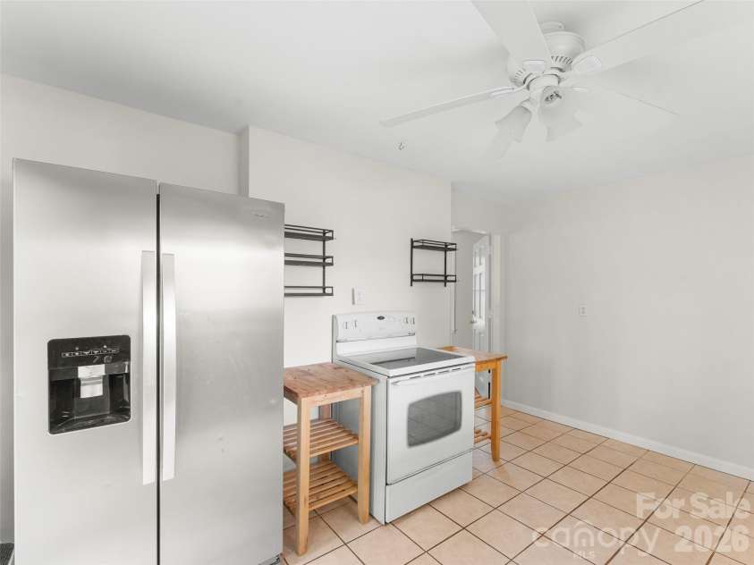1705 Willow Road, Hendersonville, NC 28739.  MLS# CAR4399528, YatesRealty ID 37264. 