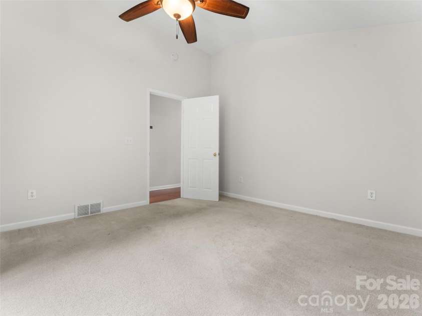1705 Willow Road, Hendersonville, NC 28739.  MLS# CAR4399528, YatesRealty ID 37264. 
