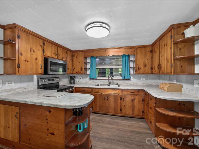 309 Sowers Ferry Road, Salisbury, NC 28144.  MLS# CAR4404817, YatesRealty ID 37265. 