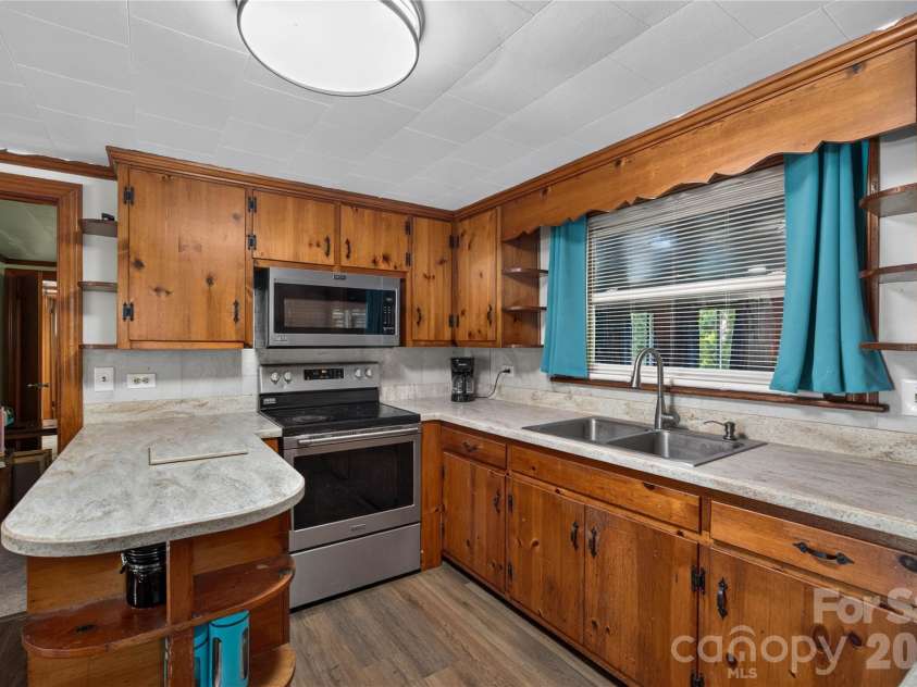 309 Sowers Ferry Road, Salisbury, NC 28144.  MLS# CAR4404817, YatesRealty ID 37265. 